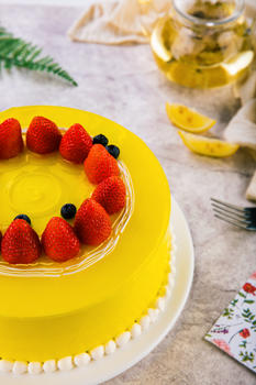 奶油草莓水果蛋糕图片素材免费下载