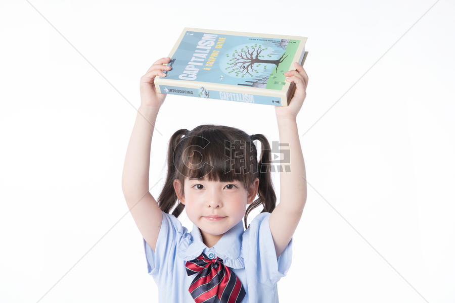 儿童小女孩教育形象手持书本学习图片素材免费下载