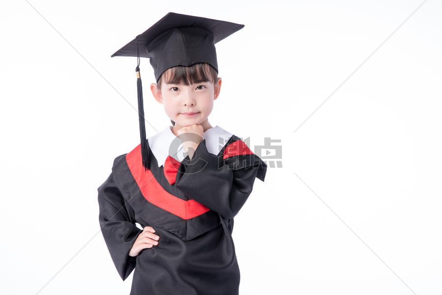 儿童小女孩穿毕业服形象展示教育图片素材免费下载