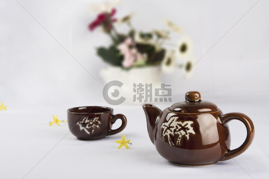 茶壶和茶杯图片素材免费下载