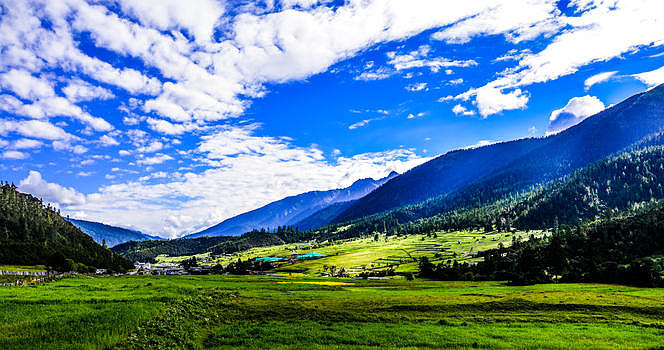 西藏林芝鲁朗自然风光图片素材免费下载