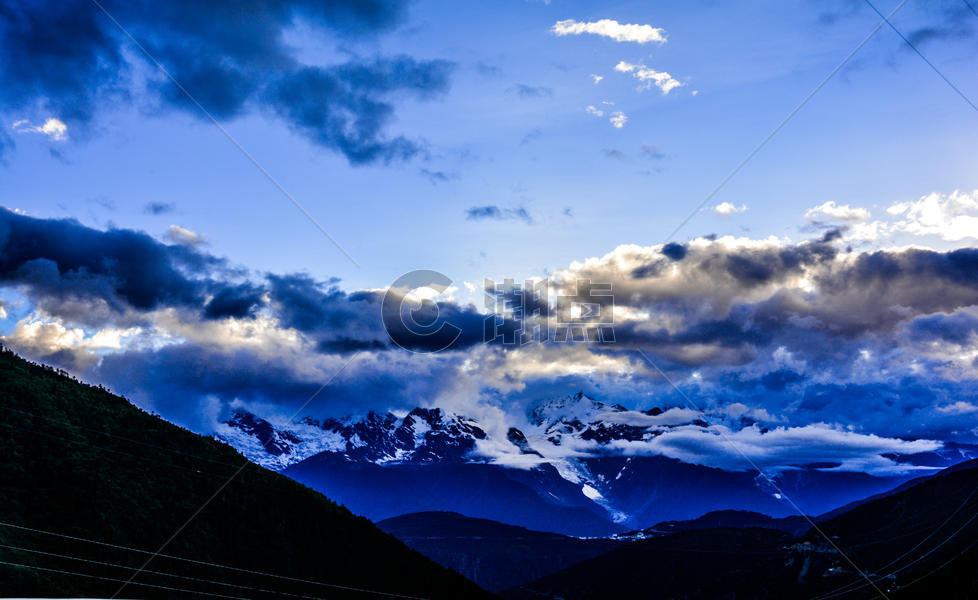 西藏雪山风光图片素材免费下载