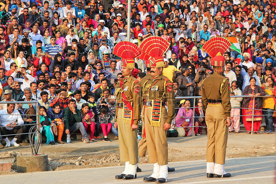 印度士兵降旗仪式图片素材免费下载
