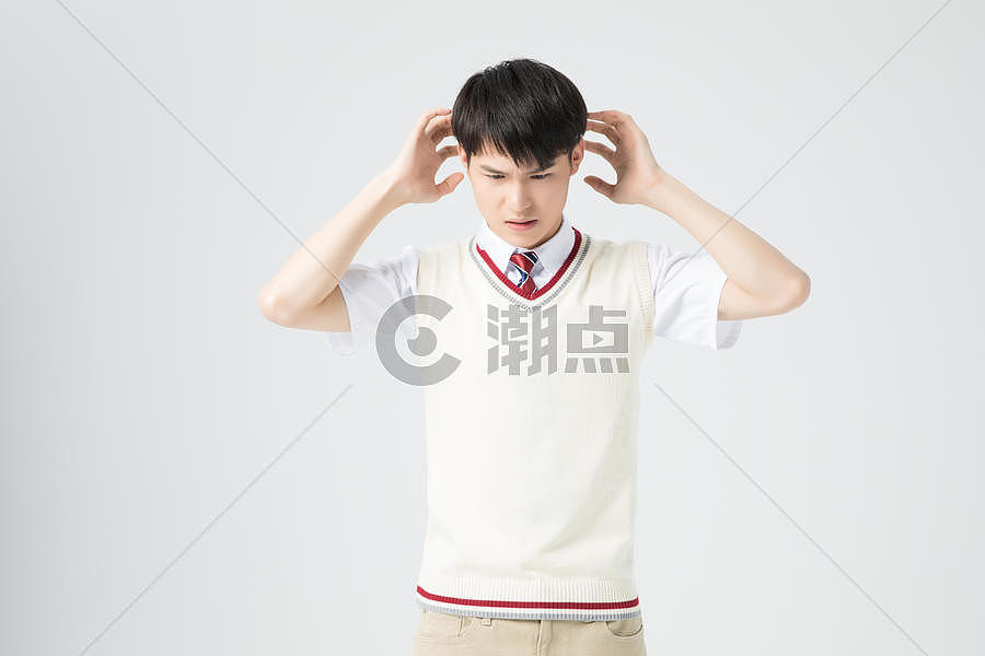 男性学生发怒情绪摄影图6720*4480图片素材免费下载-编号814360-潮点视频