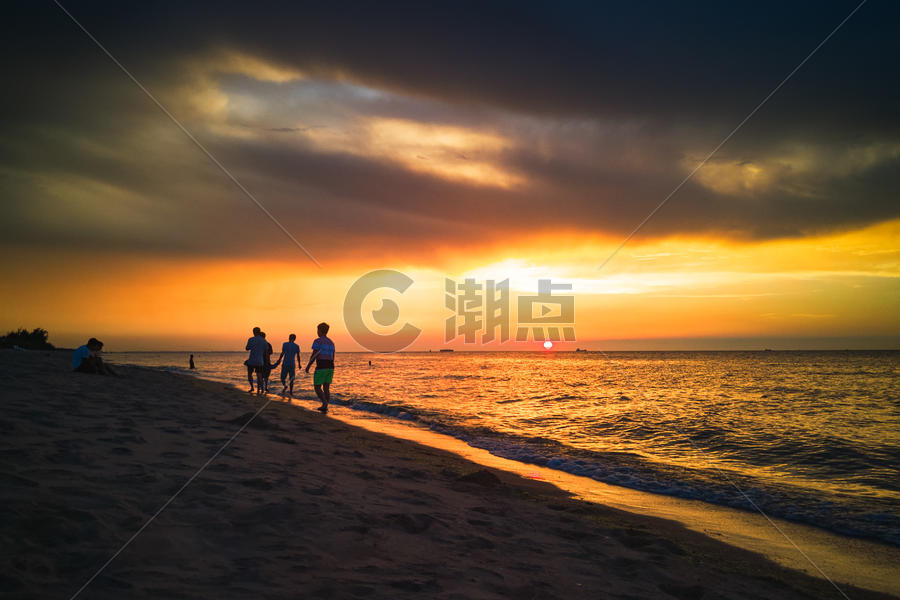 海南日落黄昏海滩美景图片素材免费下载