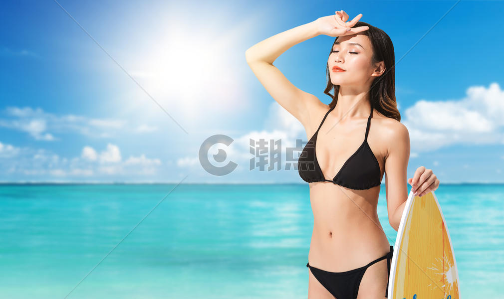 沙滩美女防晒海报图片素材免费下载
