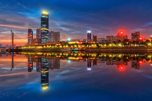 夕阳下武汉汉江边城市夜景江景图片素材免费下载