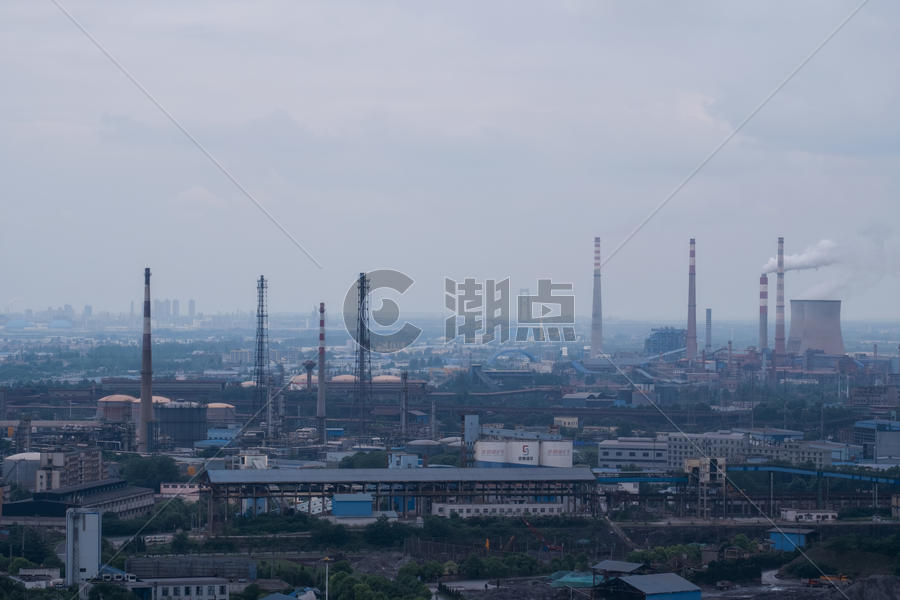 武汉钢铁工厂厂房烟囱图片素材免费下载