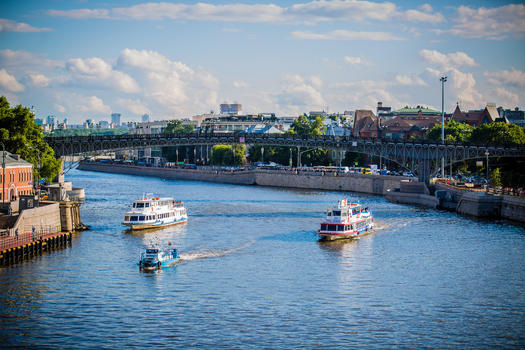 俄罗斯莫斯科河护城河图片素材免费下载
