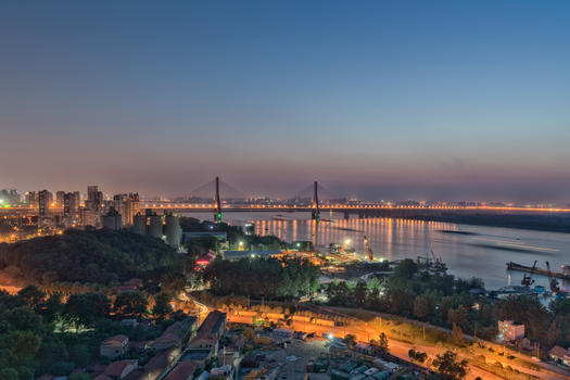 夕阳下的武汉天兴洲大桥夜景图片素材免费下载