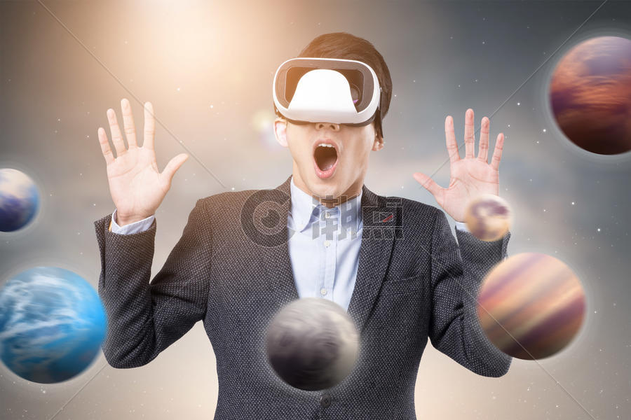 VR体验图片素材免费下载