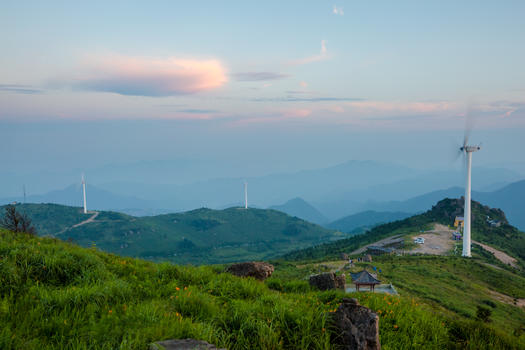 东白山山顶风电场图片素材免费下载