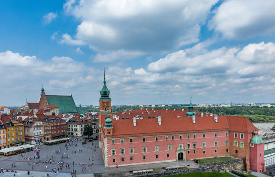 波兰华沙老城风光图片素材免费下载