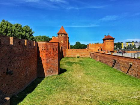 波兰城堡马尔堡图片素材免费下载