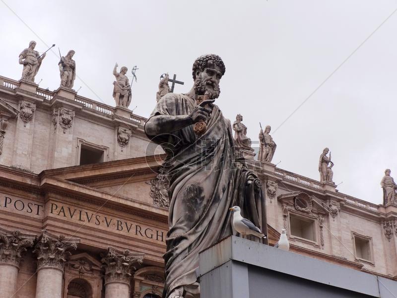 梵蒂冈的彼得雕塑图片素材免费下载