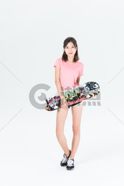 滑板女性图片素材免费下载