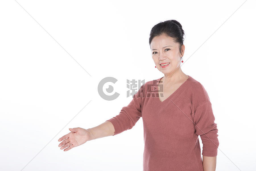 老年人女性握手图片素材免费下载