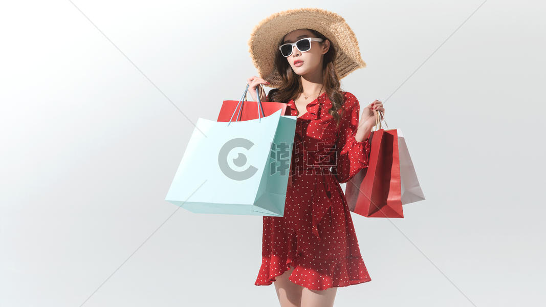 时尚女性夏日购物形象图片素材免费下载