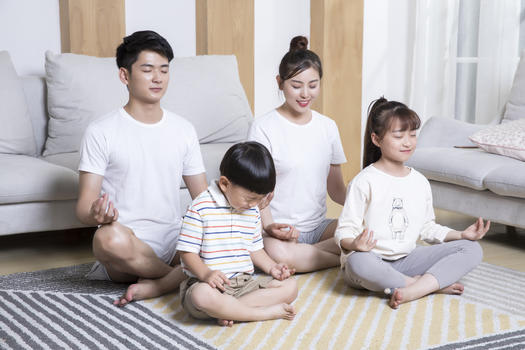 家庭生活瑜伽图片素材免费下载