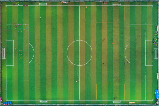 俯瞰标准足球场图片素材免费下载