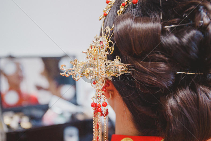 中式新娘的发簪图片素材免费下载