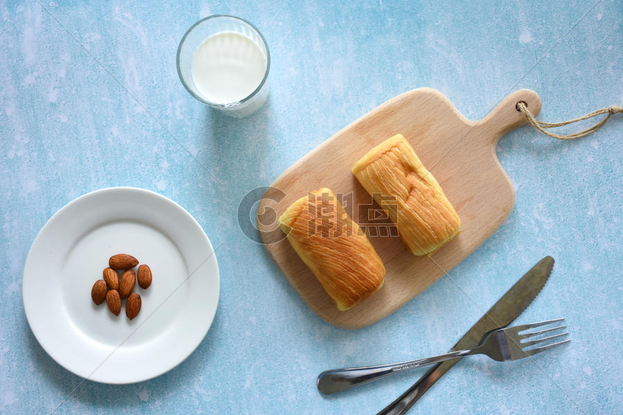 早餐营养品面包与牛奶图片素材免费下载