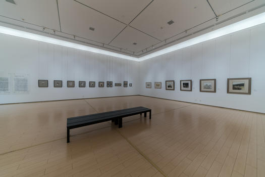 空旷的武汉美术馆画展图片素材免费下载