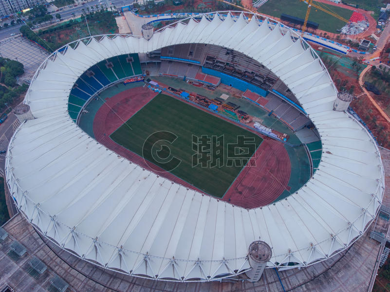 世界杯期间空旷的武汉体育中心足球场图片素材免费下载