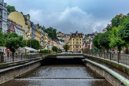 欧洲著名温泉小镇捷克卡罗维发利风光图片素材免费下载