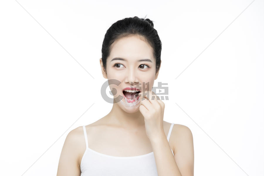 口腔牙齿护理女性图片素材免费下载