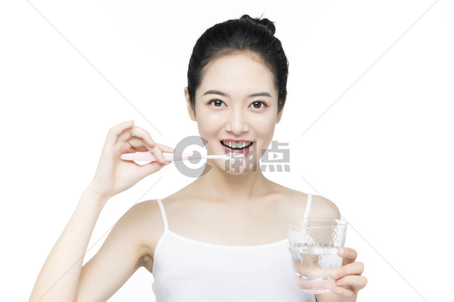 口腔牙齿护理美白刷牙图片素材免费下载