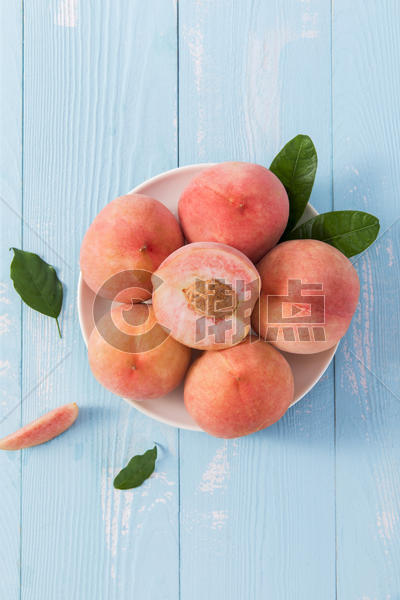 夏季新鲜桃子图片素材免费下载