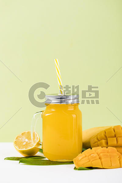 夏季新鲜芒果芒果汁图片素材免费下载