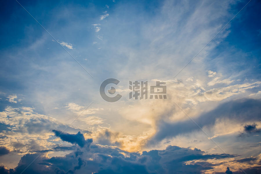 蓝天白云图片素材免费下载