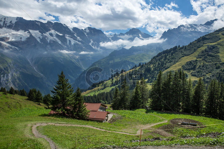 瑞士著名的旅游目的地米伦小镇风光图片素材免费下载