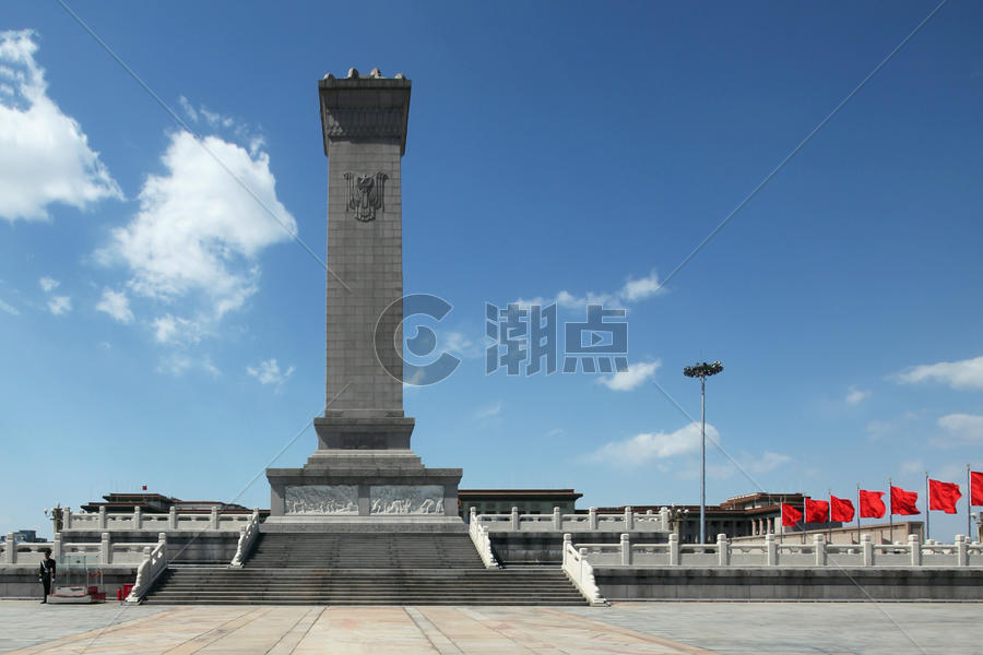 天安门广场的人民英雄纪念碑图片素材免费下载