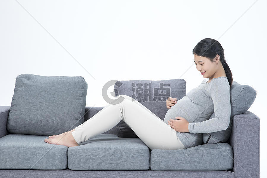 孕妇休息图片素材免费下载