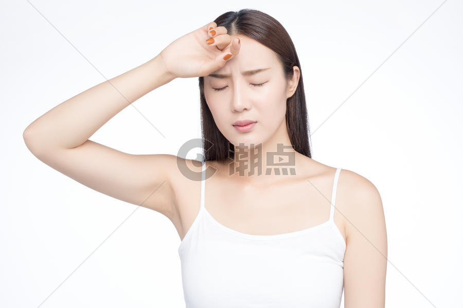 女性头疼生病图片素材免费下载