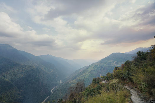 尼泊尔ABC徒步山路风光风景图片素材免费下载