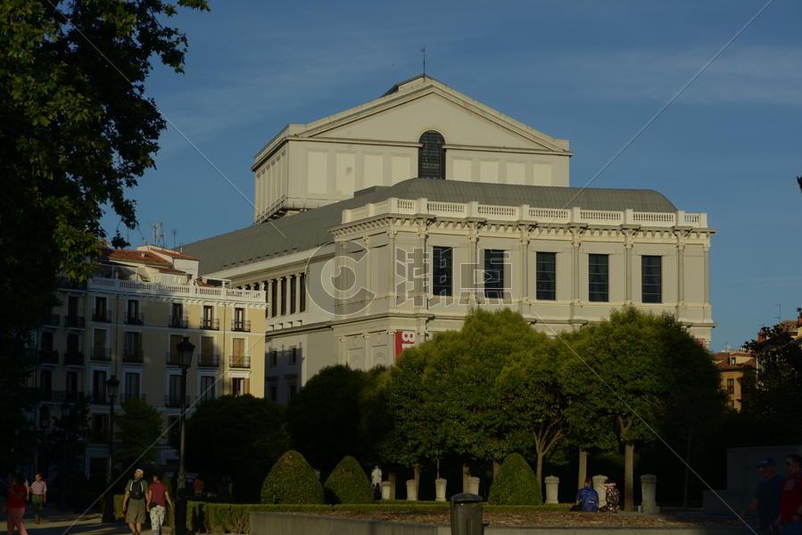 西班牙马德里阿尔梅利亚广场及建筑图片素材免费下载