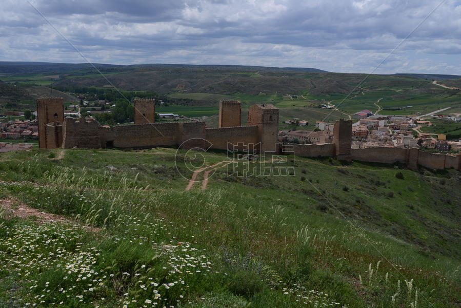 西班牙阿拉贡地区莫里纳古城堡图片素材免费下载