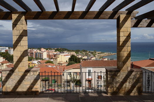 西班牙加泰罗尼亚地区地中海岸小镇塔拉戈纳古城图片素材免费下载