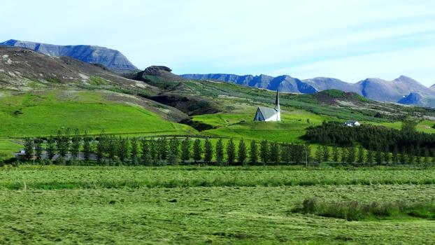 冰岛路边景色小教堂图片素材免费下载