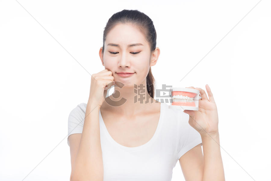 女性蛀牙牙痛图片素材免费下载