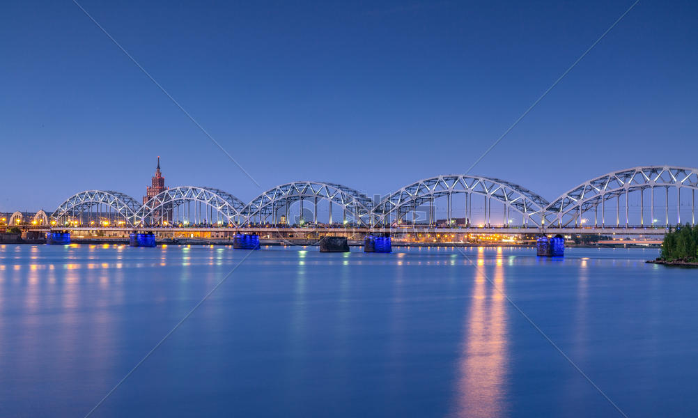 欧洲莱茵河上的铁路桥图片素材免费下载