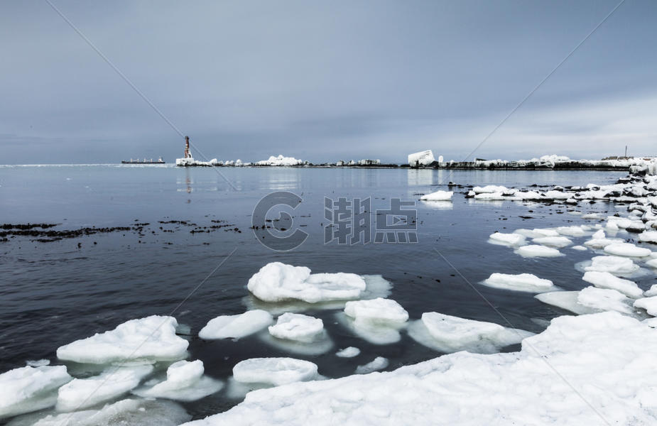 冬季海面上的浮冰图片素材免费下载