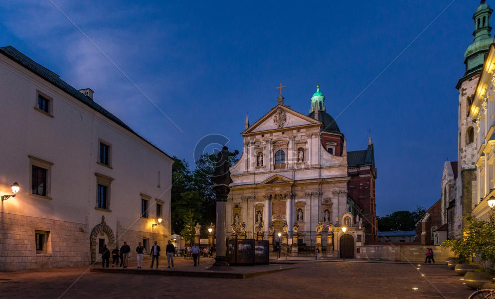 波兰克拉科夫著名景点圣伯多禄圣保禄教堂图片素材免费下载