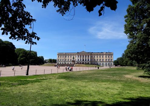 挪威奥斯陆皇宫图片素材免费下载