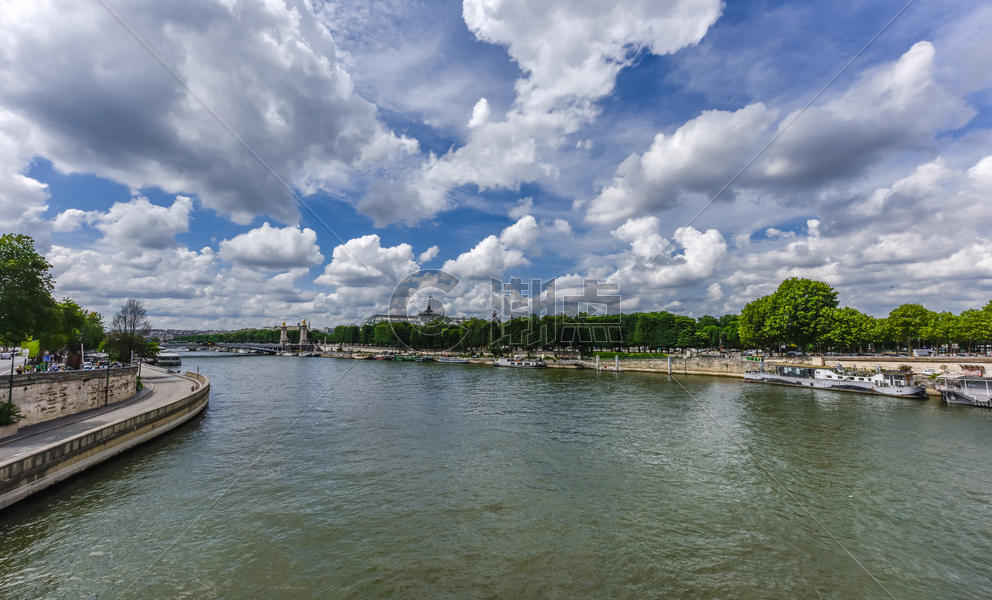 巴黎塞纳河风光图片素材免费下载