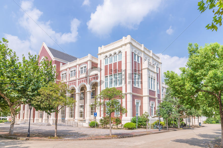 上海外国语大学教学楼图片素材免费下载